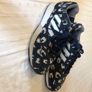 adidas Originals ‘Tech Super’ -